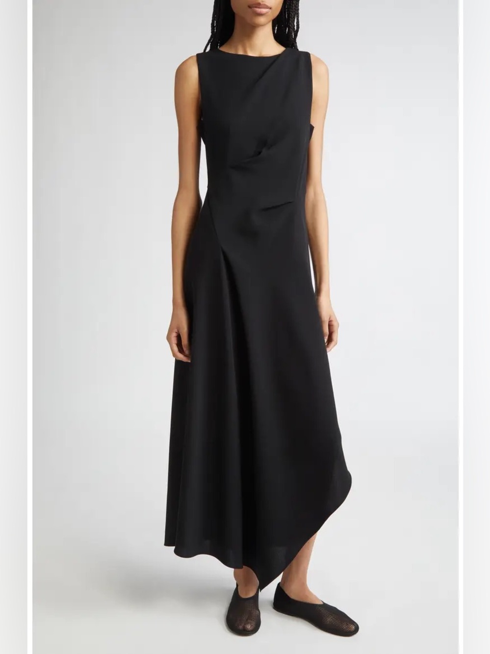 NWOT LAFAYETTE 148 New York Asymmetric
Finesse Crepe Dress
Size Medium